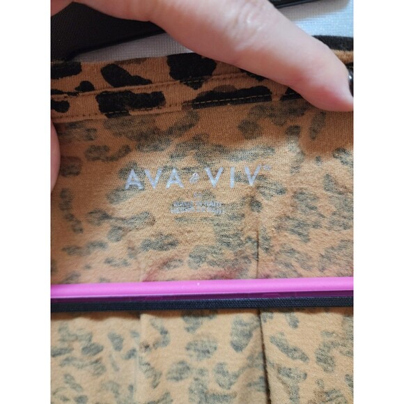 Ava & Viv 2X Womens Cheetah Print Shirt Wild Bold V-Neck Exotic Animal Leopard - Picture 7 of 12